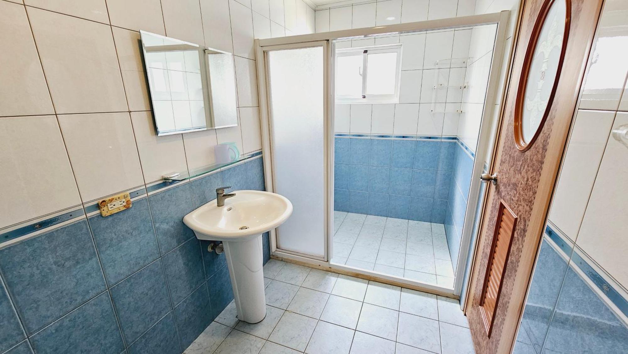 Sea Front Homestay Маґун Екстер'єр фото