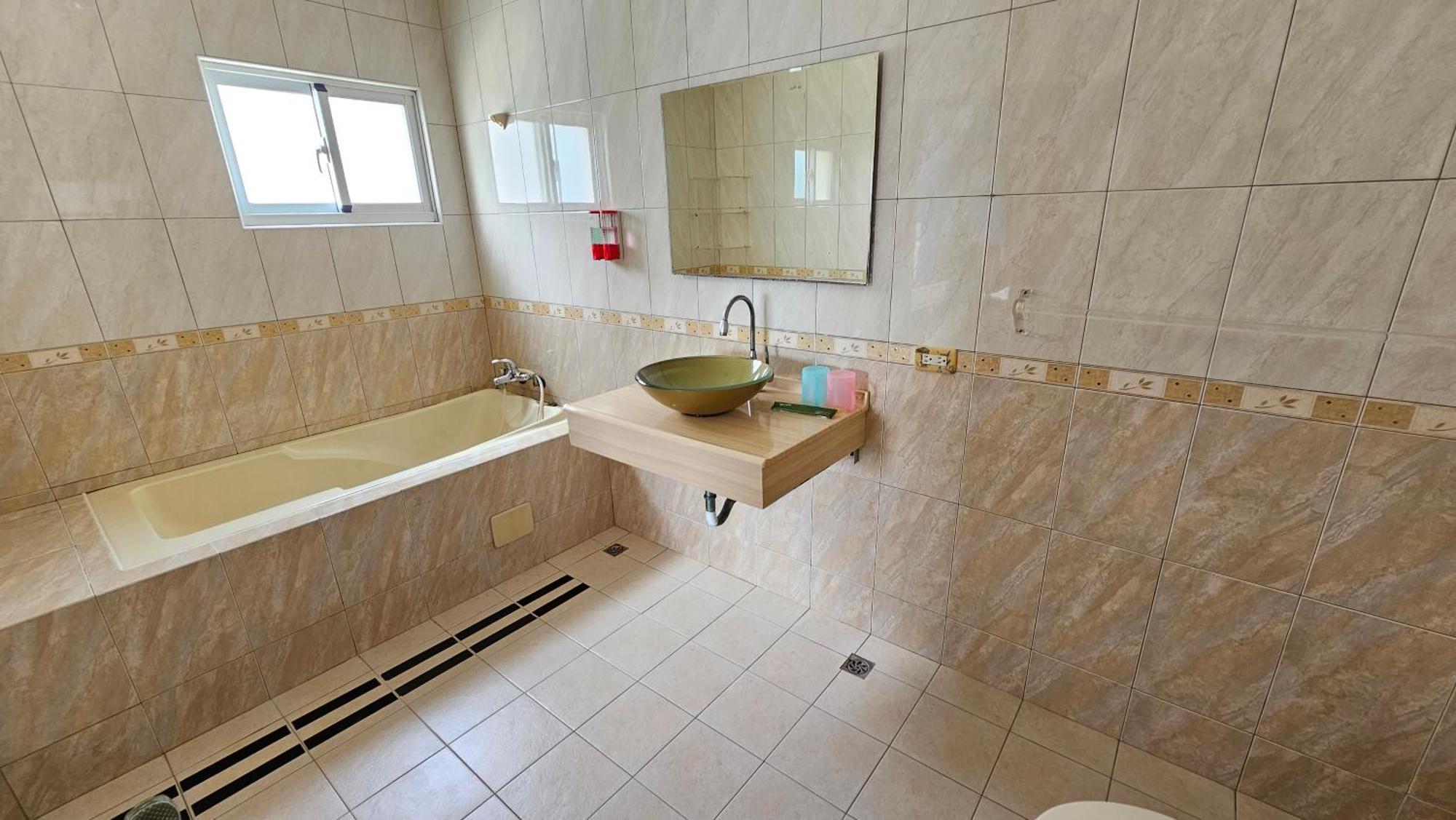 Sea Front Homestay Маґун Номер фото